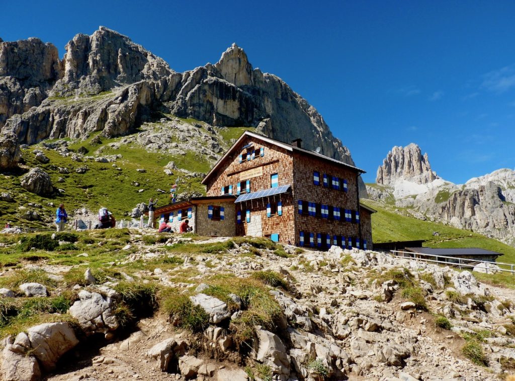 Rifugio Roda di Vael