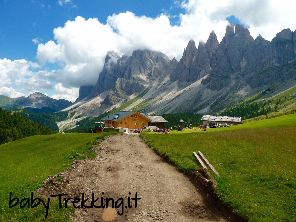 Rifugio Brogles, coi bambini nel parco naturale Puez-Odle