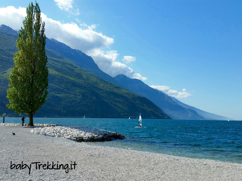 Ciclabile Torbole - Riva: sul lago di Garda col passeggino