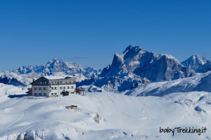 Rifugio Rosetta: con le ciaspole sull'Altopiano delle Pale innevato