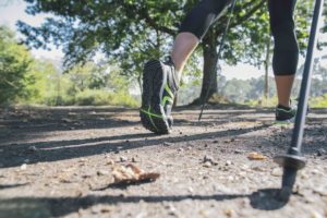 Impariamo il Nordic Walking assieme a Decathlon e Newfeel