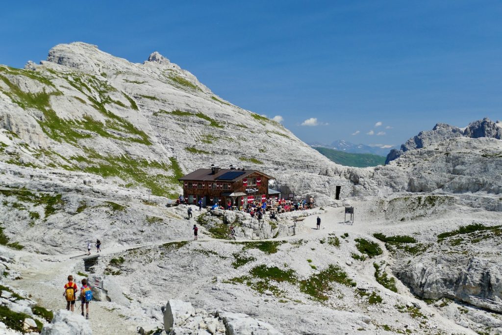 Rifugio Pian di Cengia